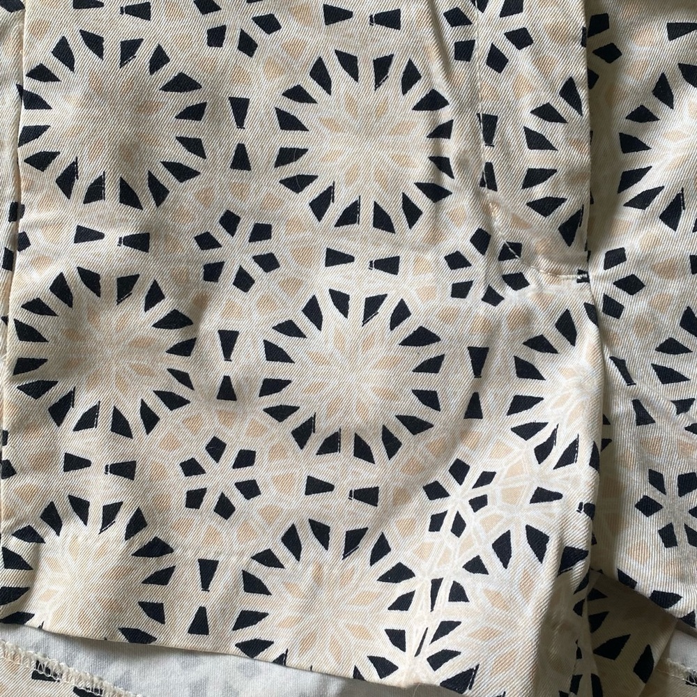 Jcrew Shorts Cream Pattern - image 2